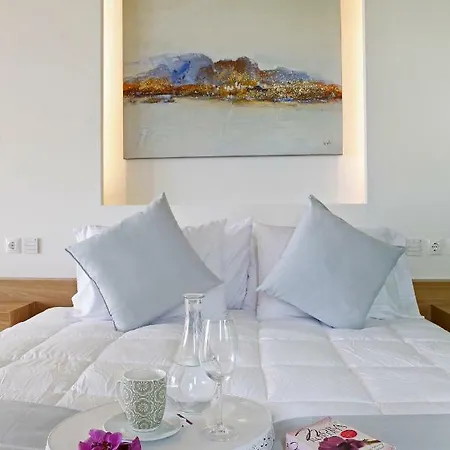 Lilium Luxury Suites Aparthotel 5*