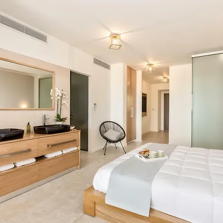 Lilium Luxury Suites 5* Agia Marina (Crete)