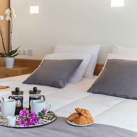 Lilium Luxury Suites Aparthotel